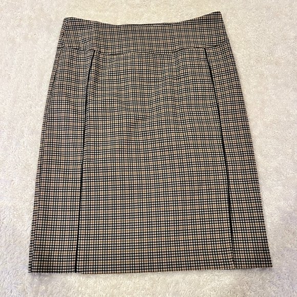 Margaret M Skirt Size Medium - Picture 1 of 4